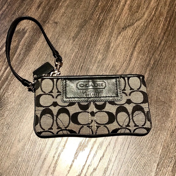 Coach Wristlet - Picture 1 of 1